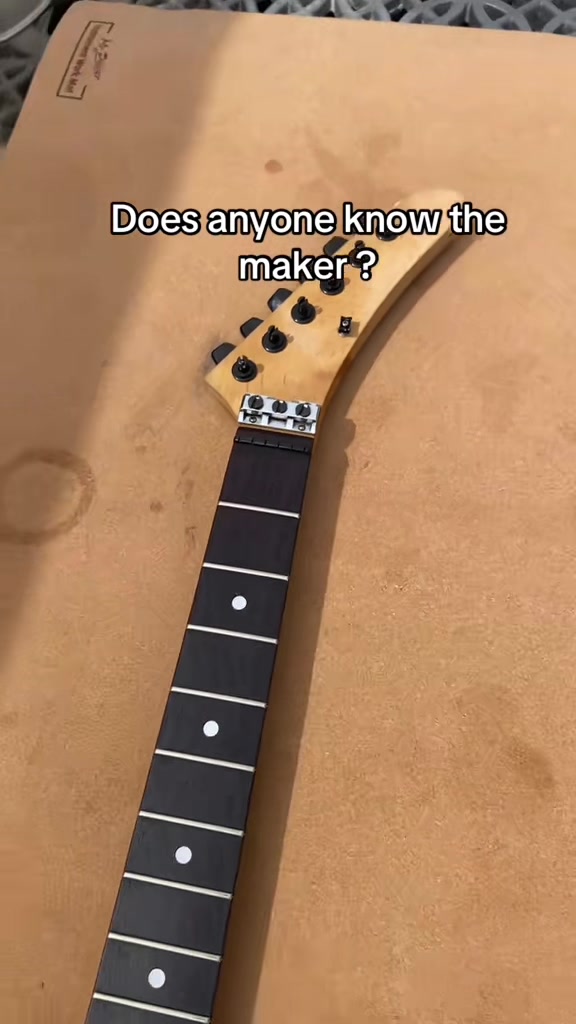@lukaswezt