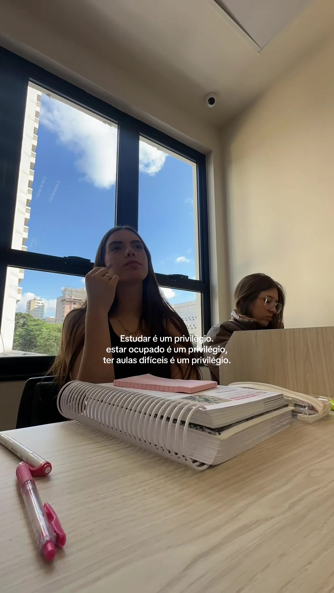 @Luana | Studygram