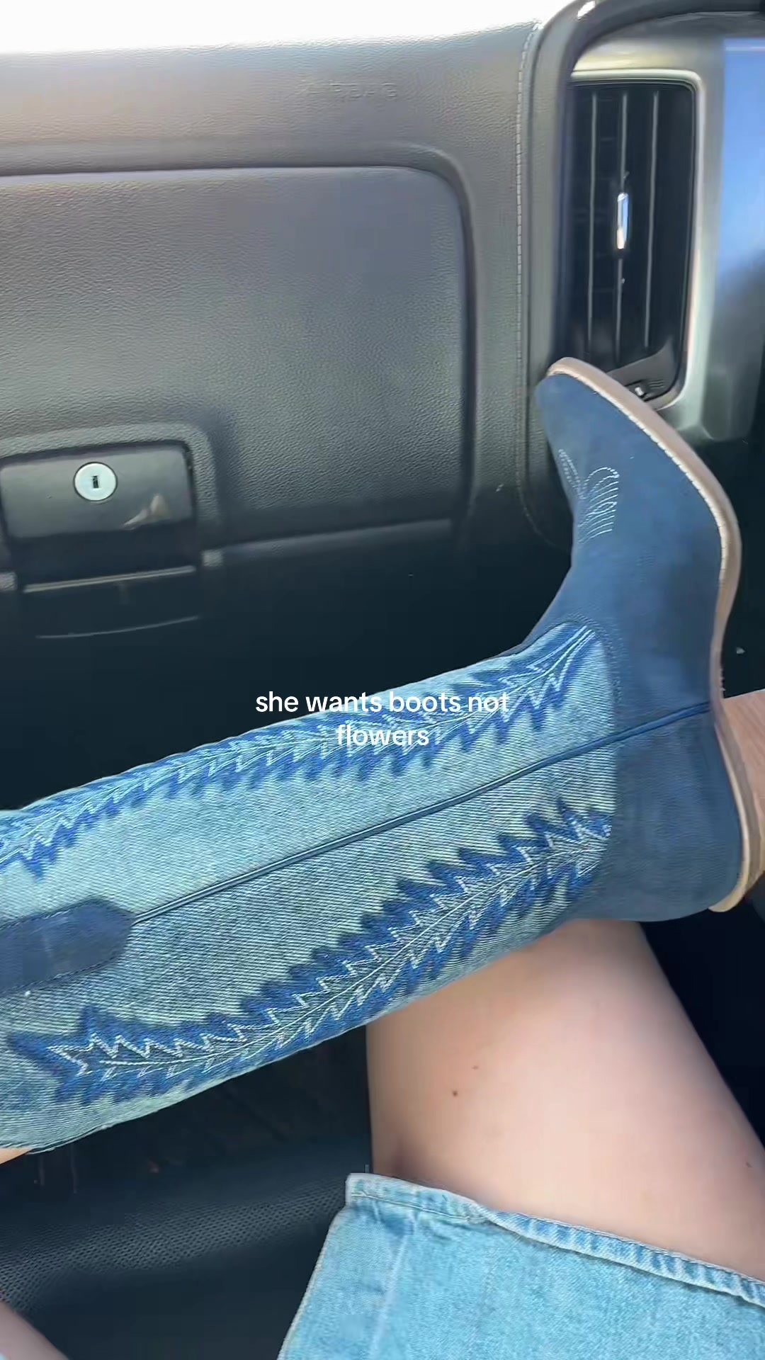 @j 🎀