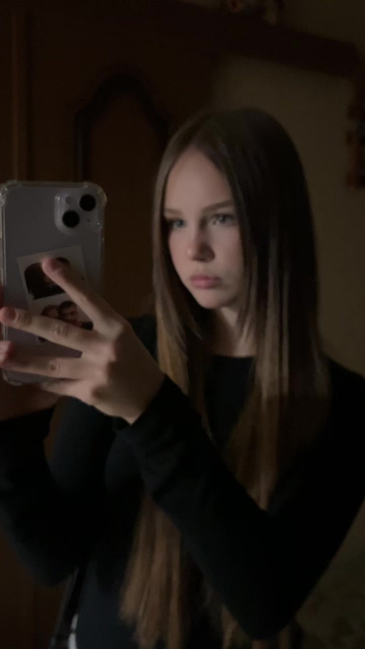@полина