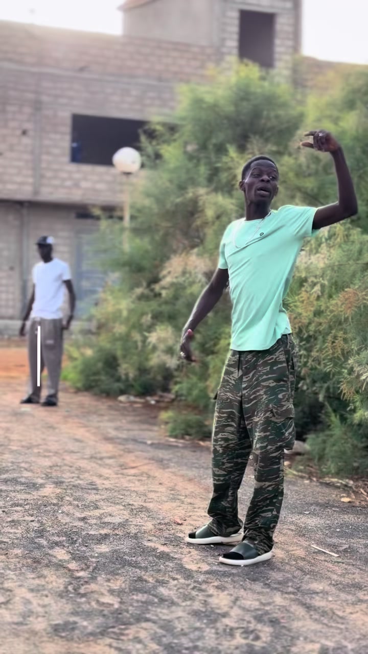 @Euzeul_comedien_