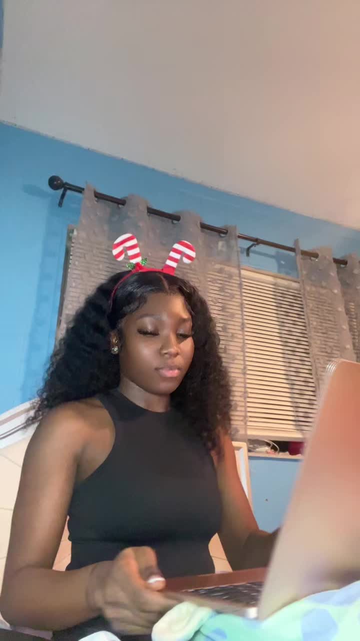 @Nesha💋