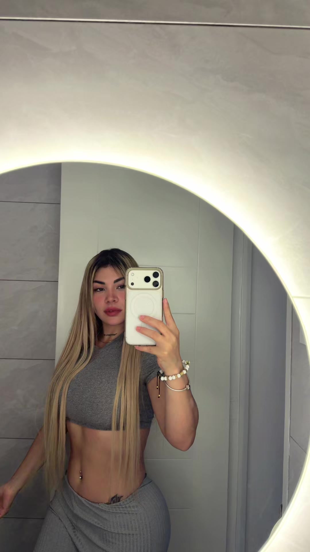 @Florlovei