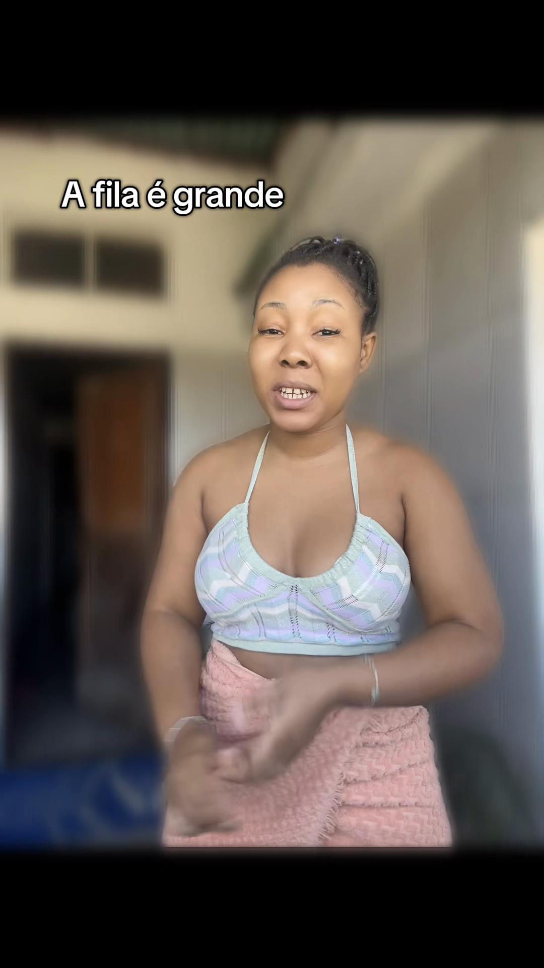 @Phátima Txopela🇲🇿