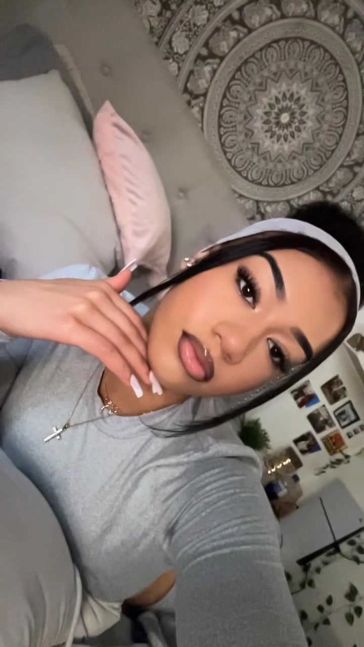 @️
