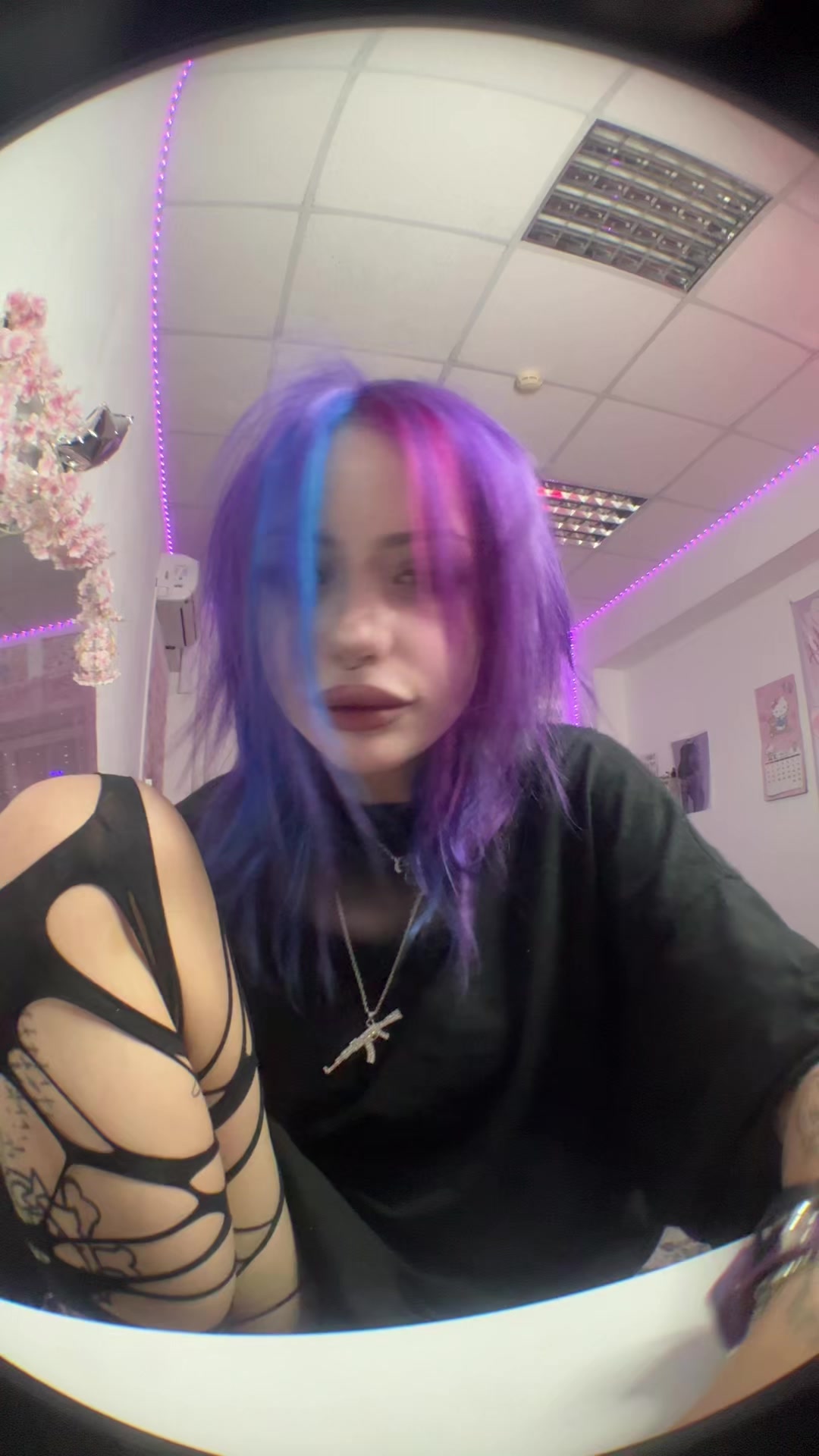 @exumi