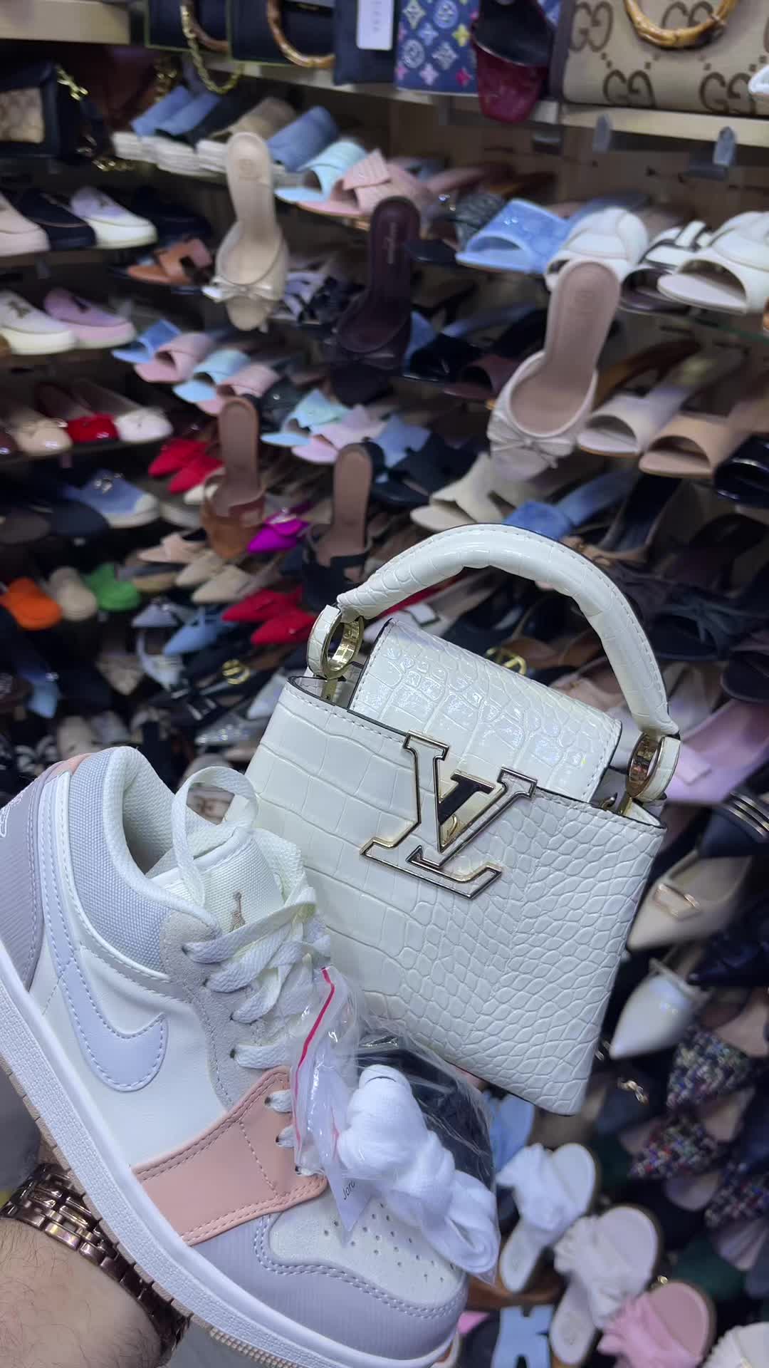 @Adam shoes 👠