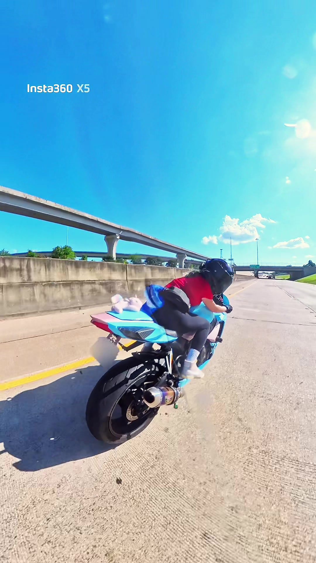 @T 🏍️ F F A N Y