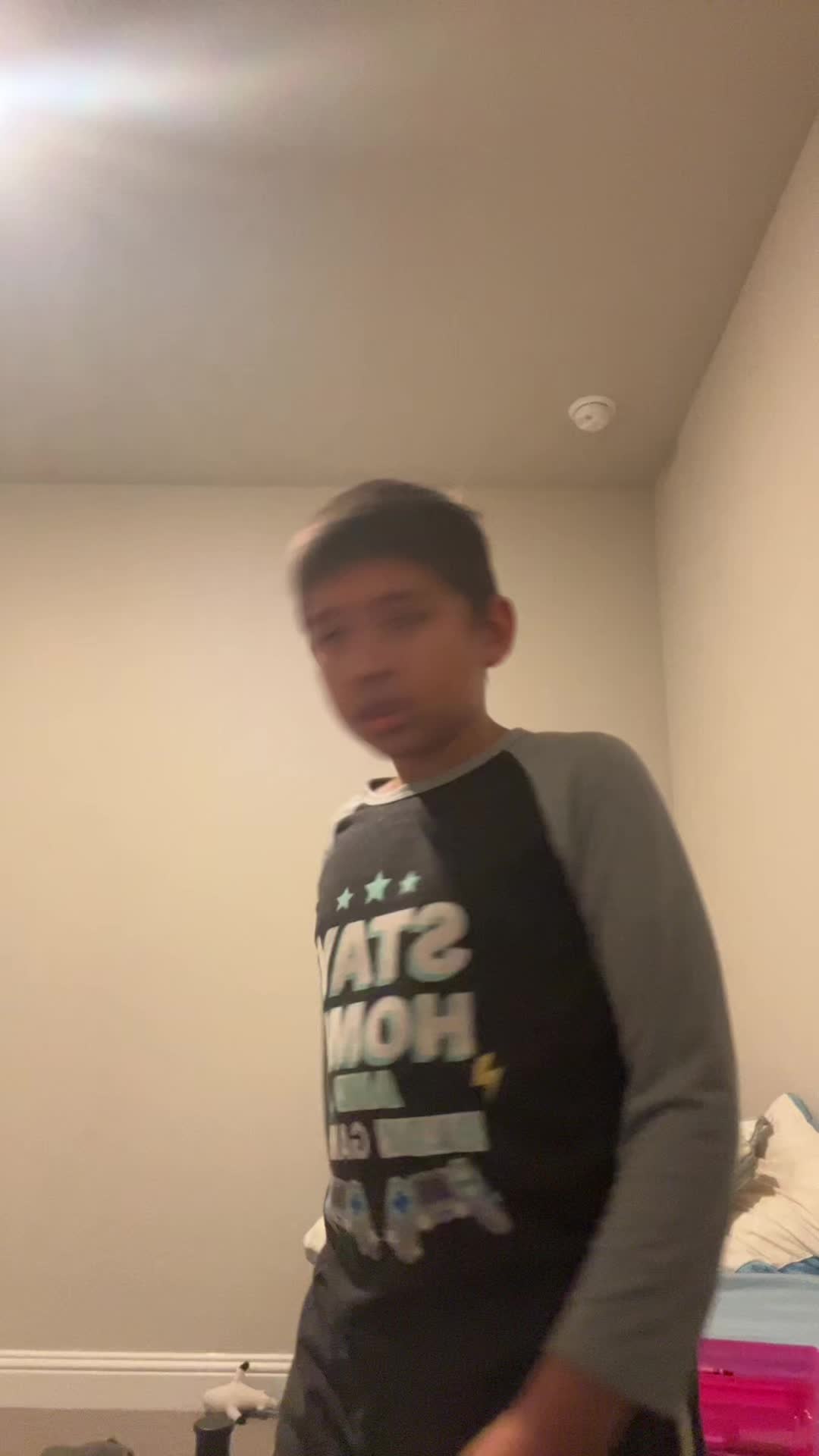 @SUP3RN0AHH