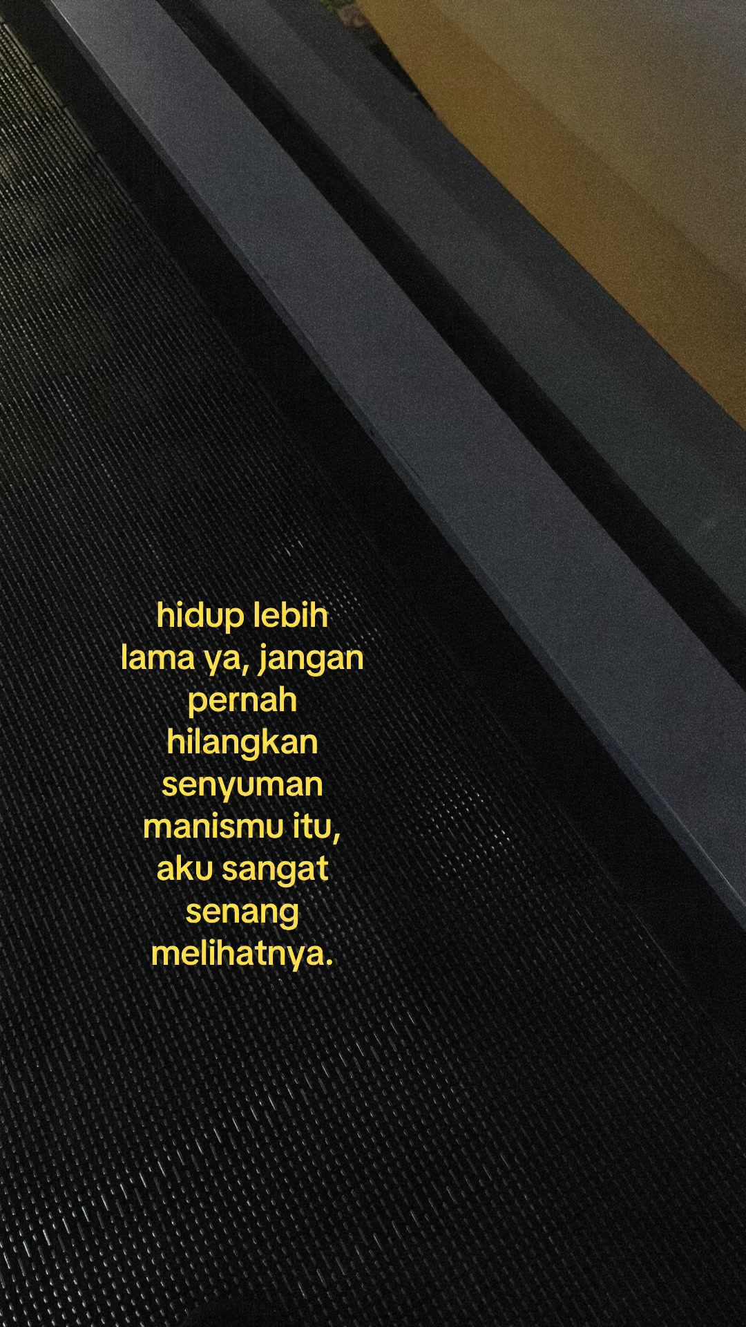 @artupp.