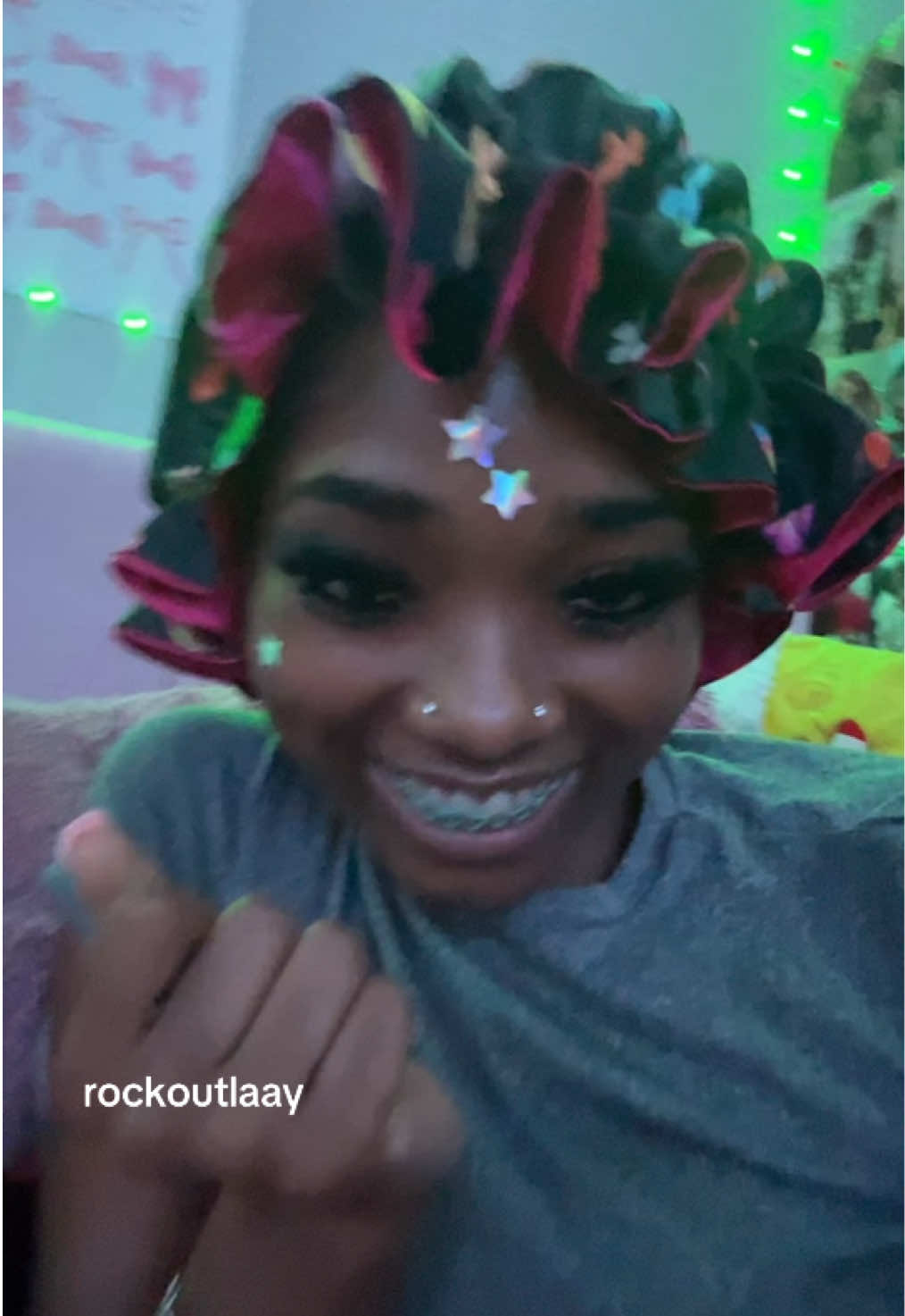 @rockoutlaay