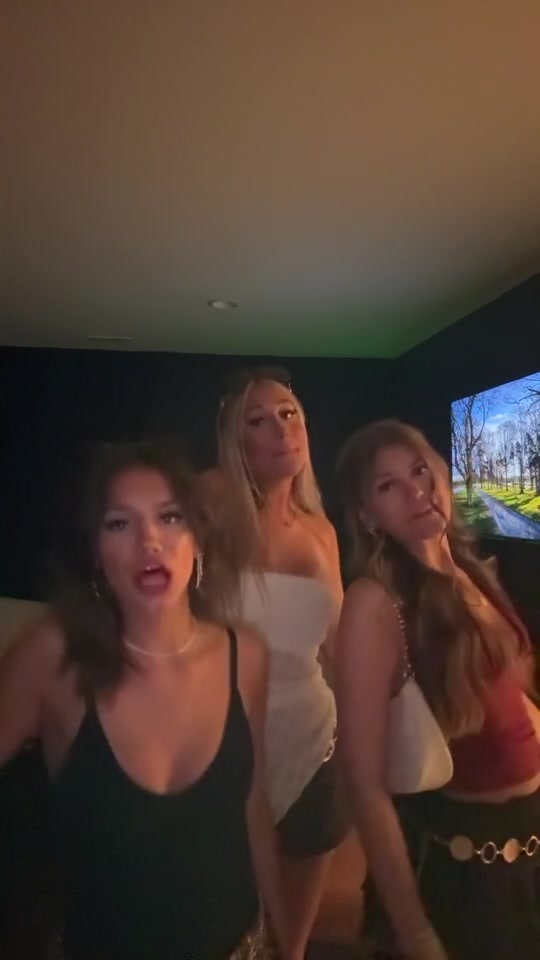 @julianne