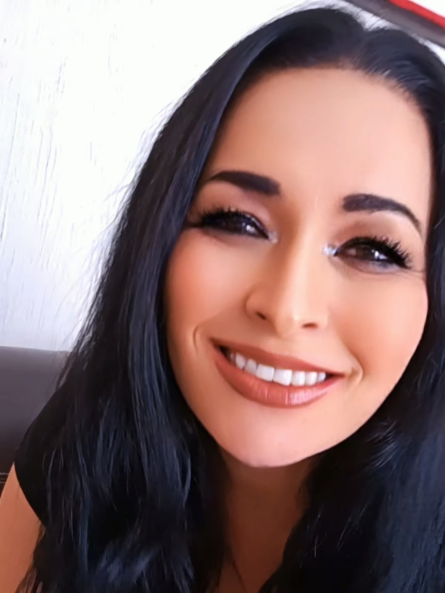 @Chezzybelle