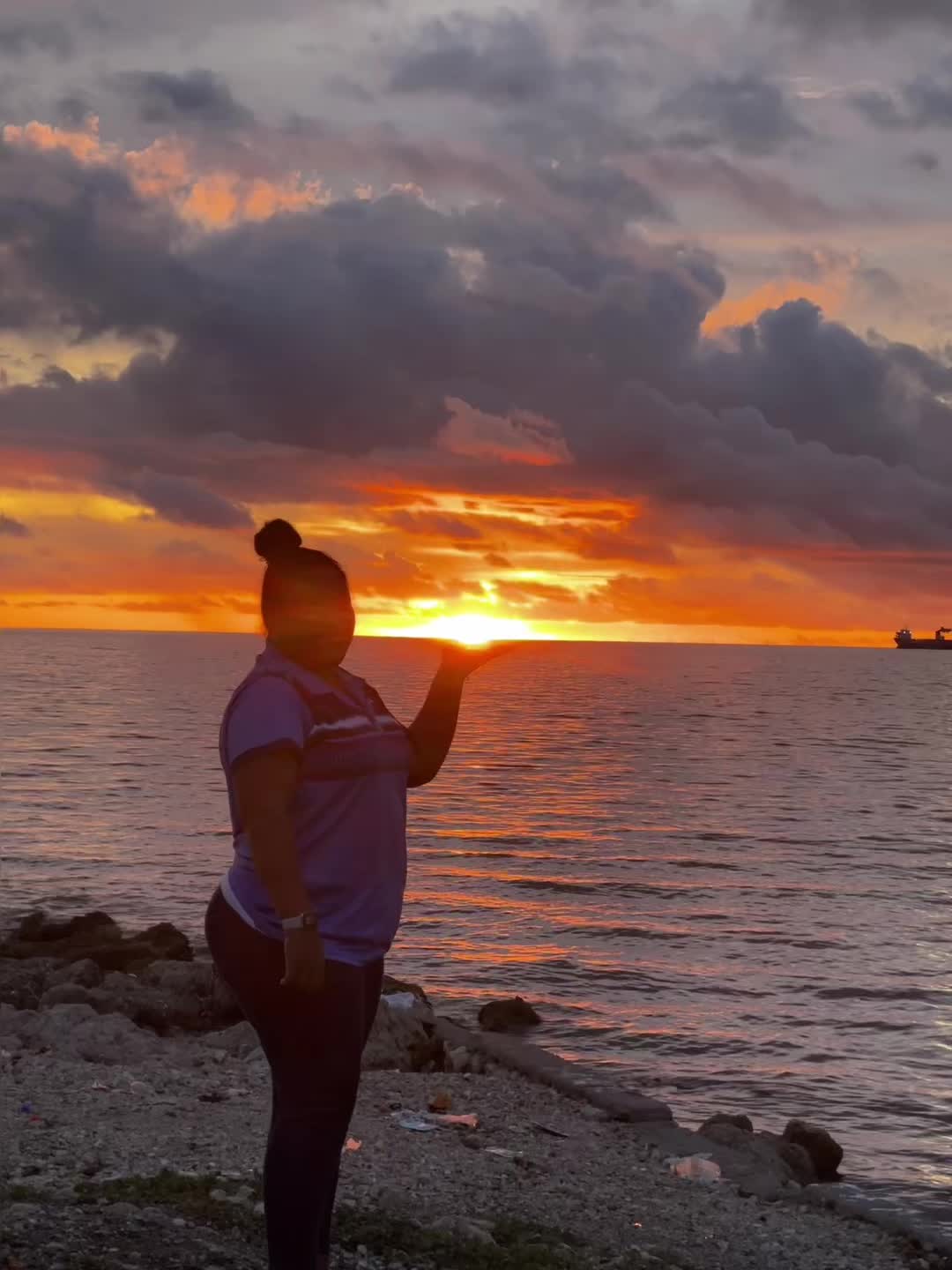 @CurlyCoCo🌺🌴