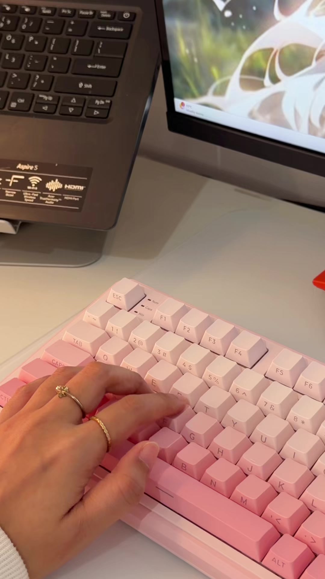 @cozywith_m on IG :)
