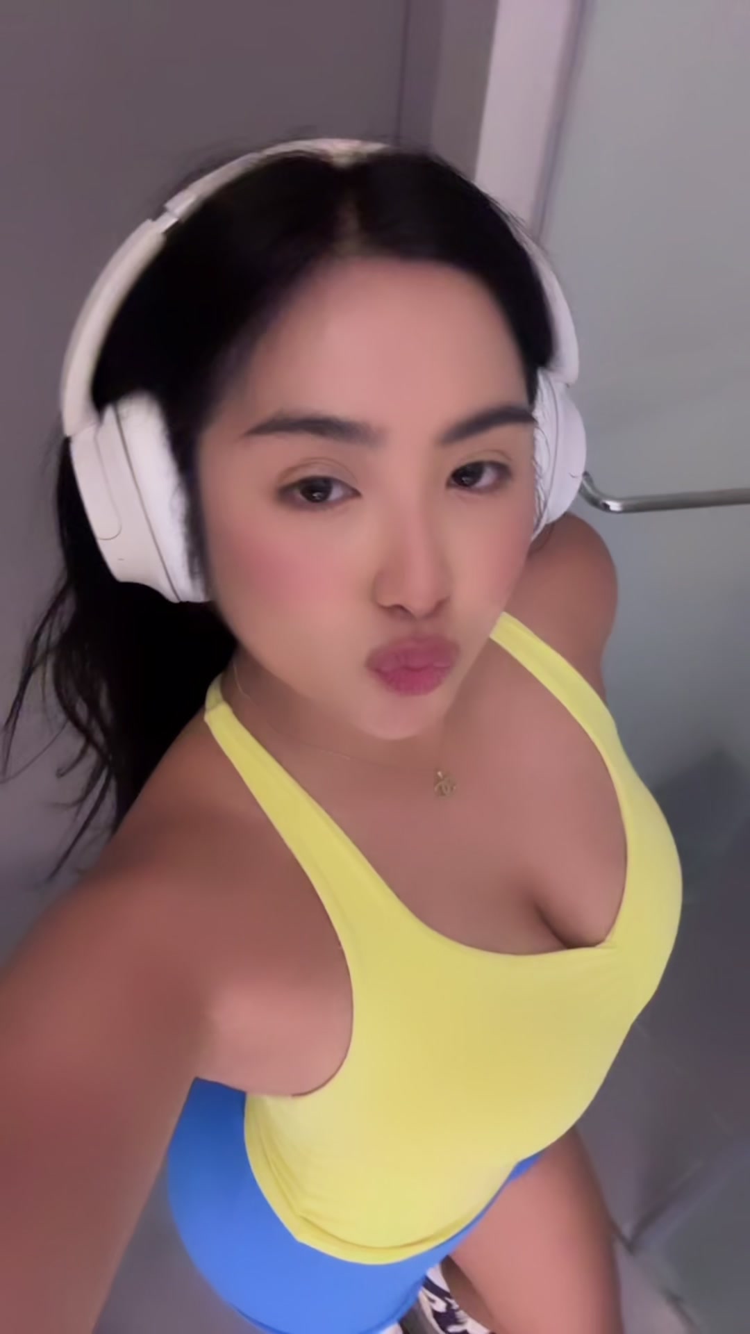 @ju