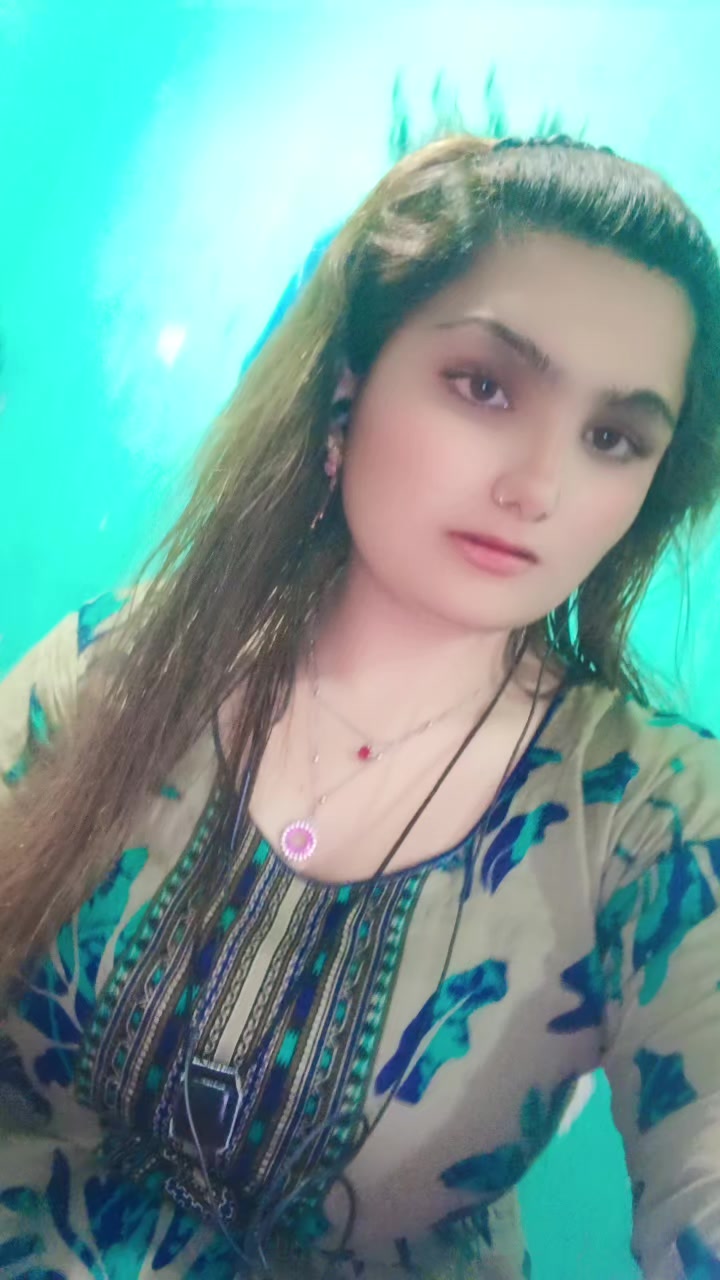 @Chahat❤️