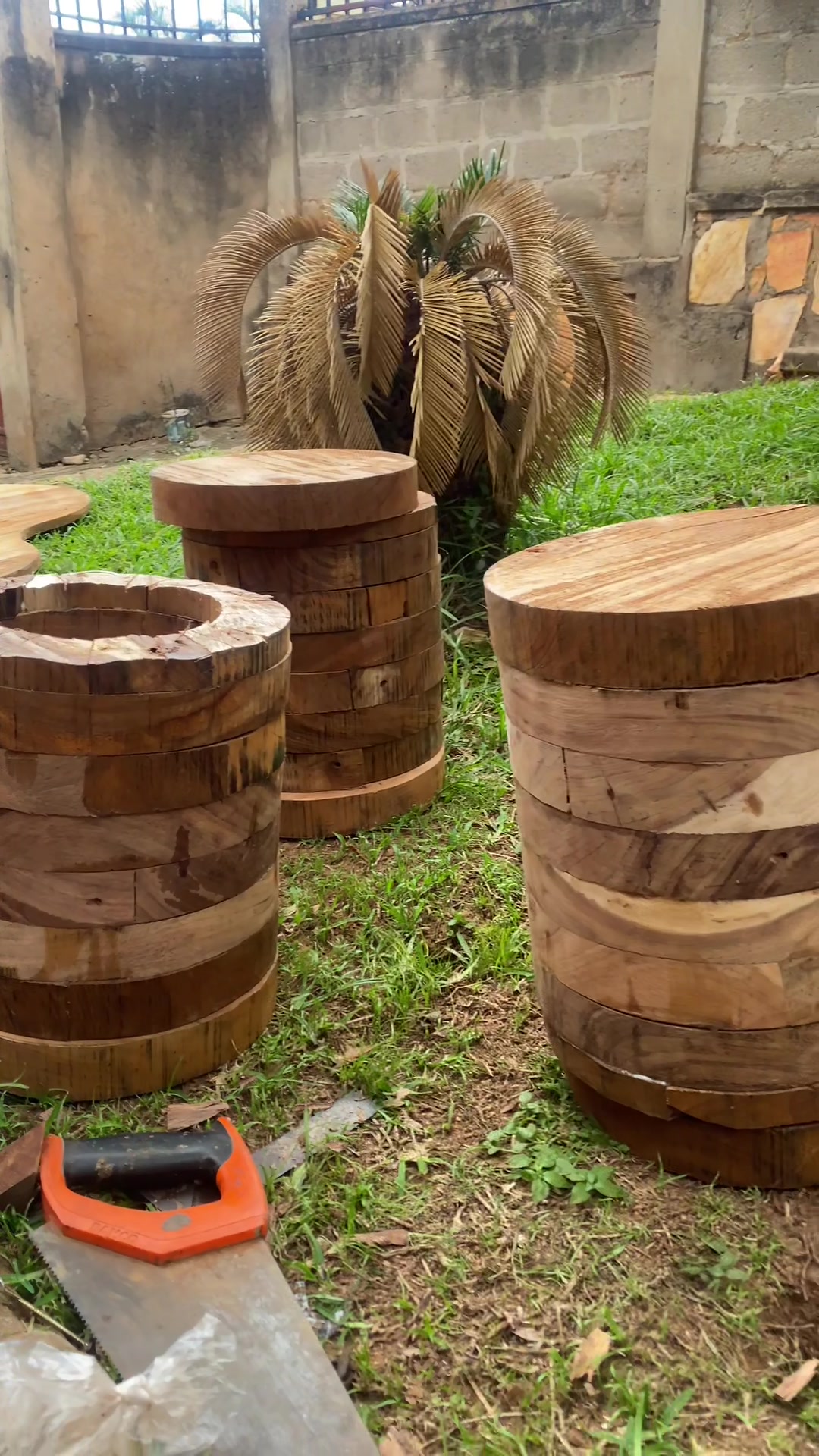 @modernfurniture. ๐จ๐บ๐ฌ256