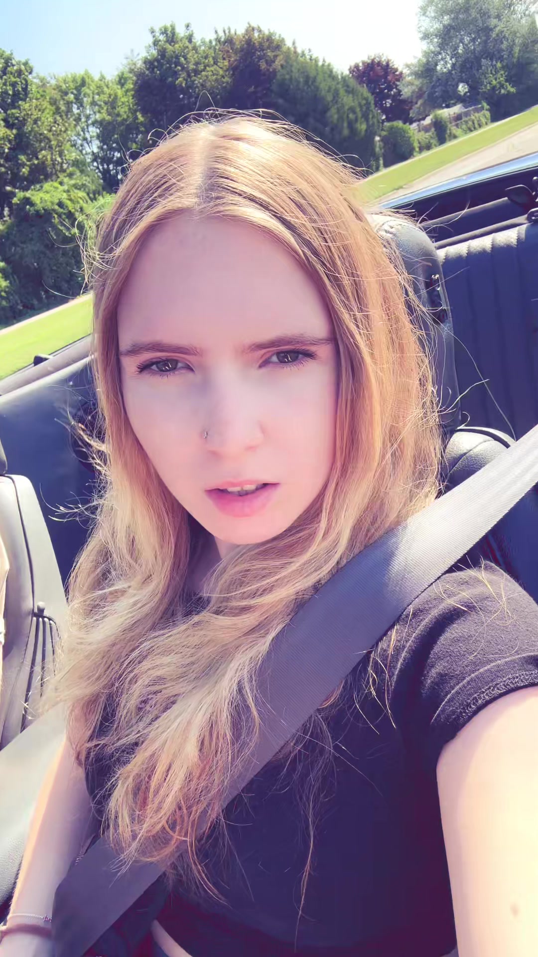 @avqxee