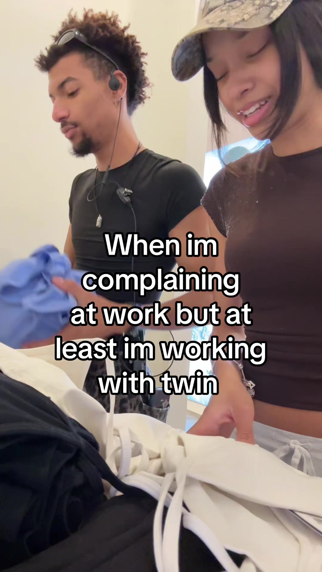 @_kirajohnsonn