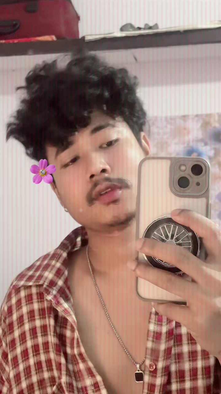 @SiMple😈BoY🔥👑