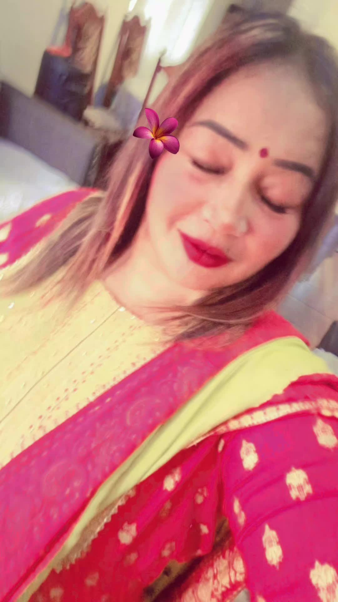 @Brinda_😗