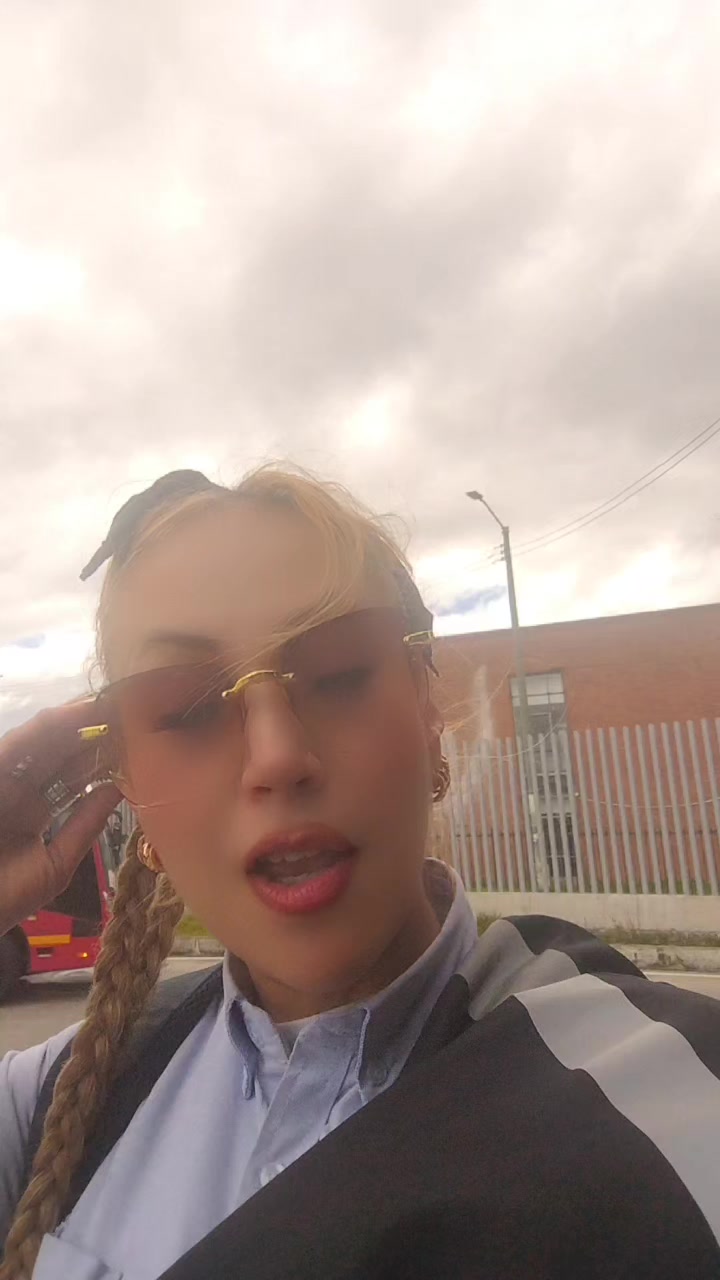 @LILIANA