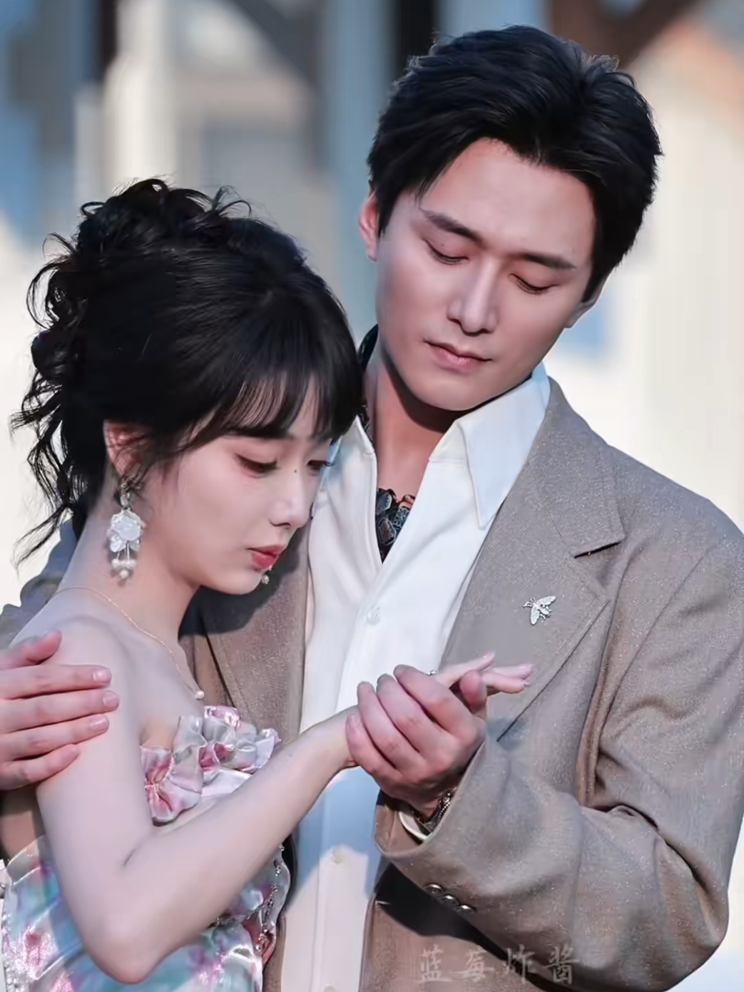 @🌷ʏɪɴɢʏɪɴɢ🌷 ghệ đẹp Trinh ca