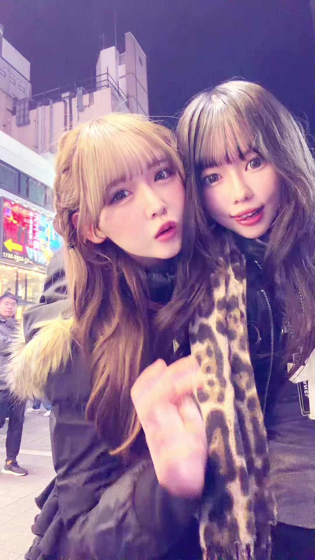 @あき