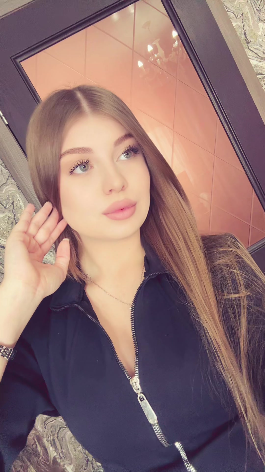 @Manykova