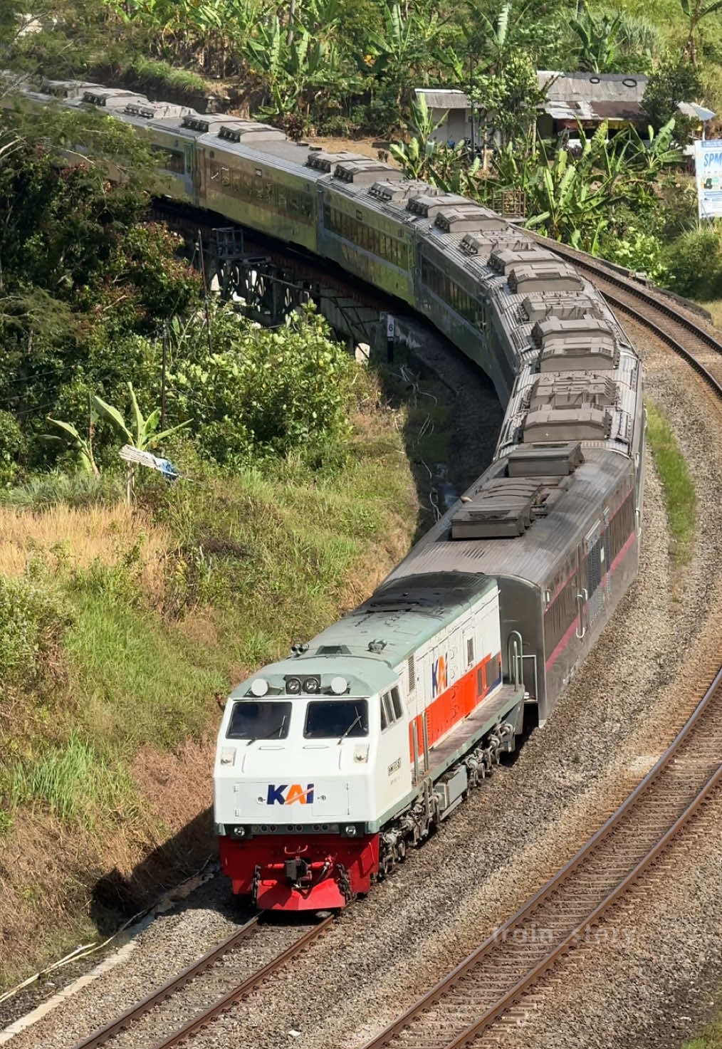@Train_Story