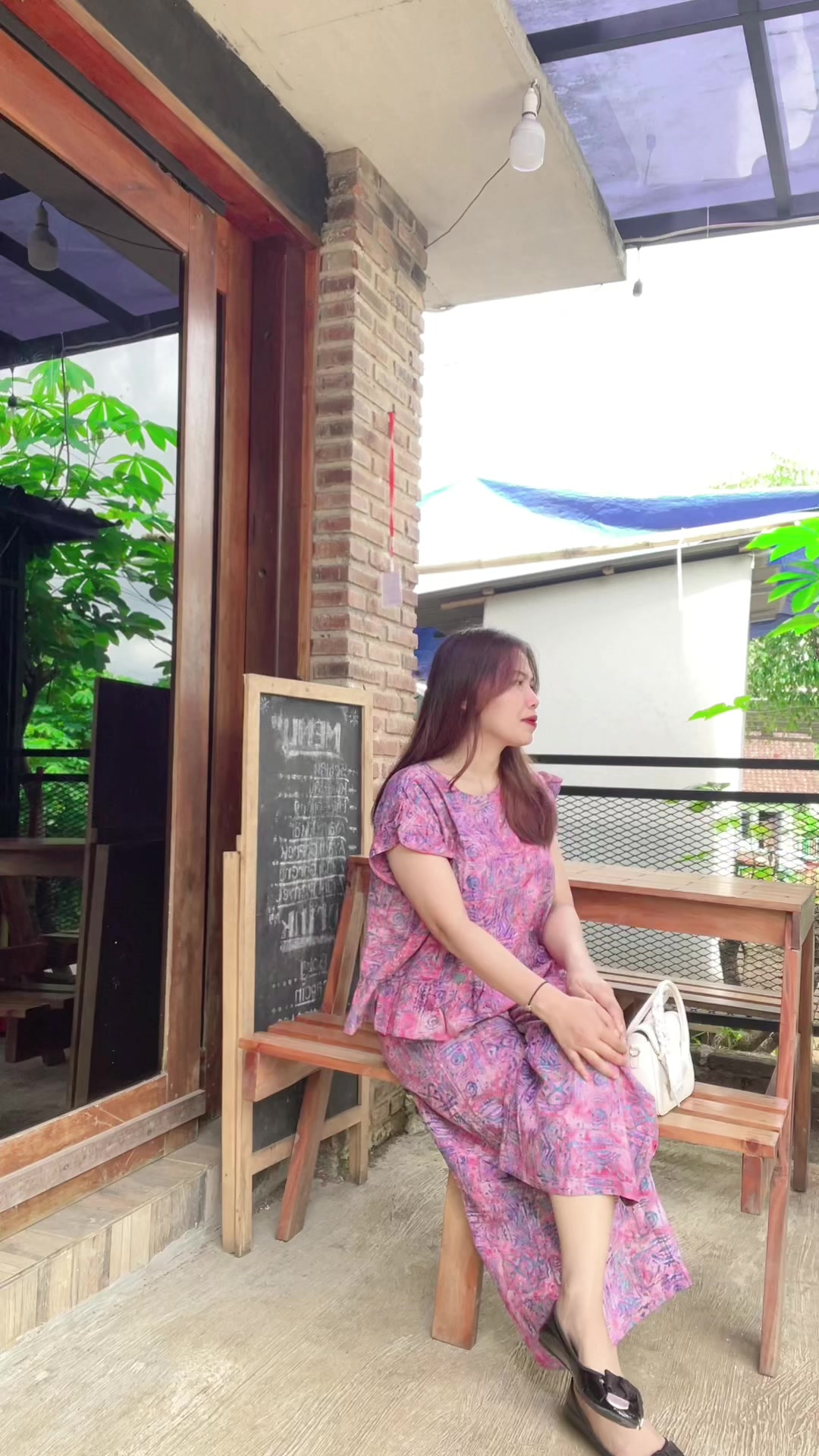 @Emywijaya