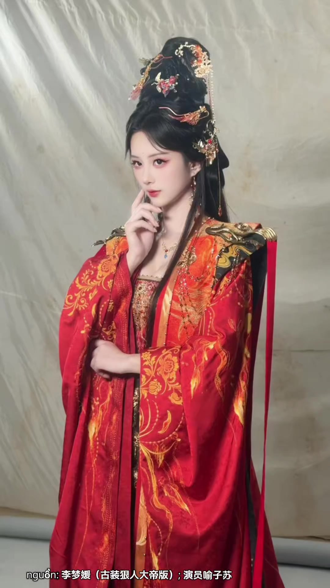 @G&aacute;i Xinh ở Đ&acirc;y
