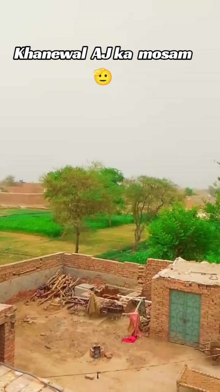 @Apna Khanewal " 👀👅