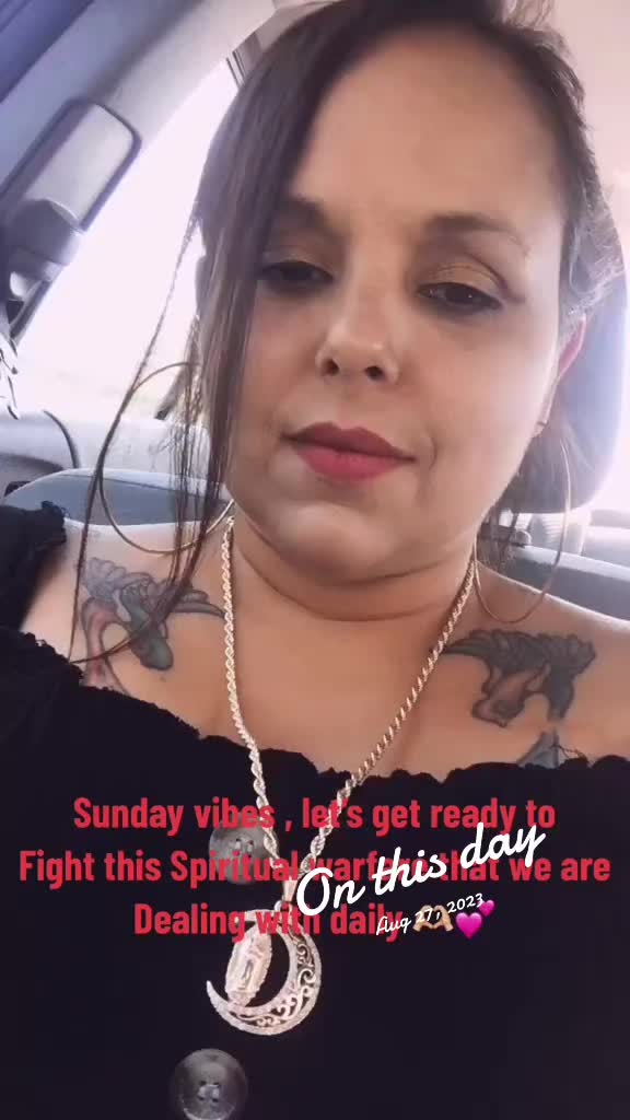 @SandeeBunny
