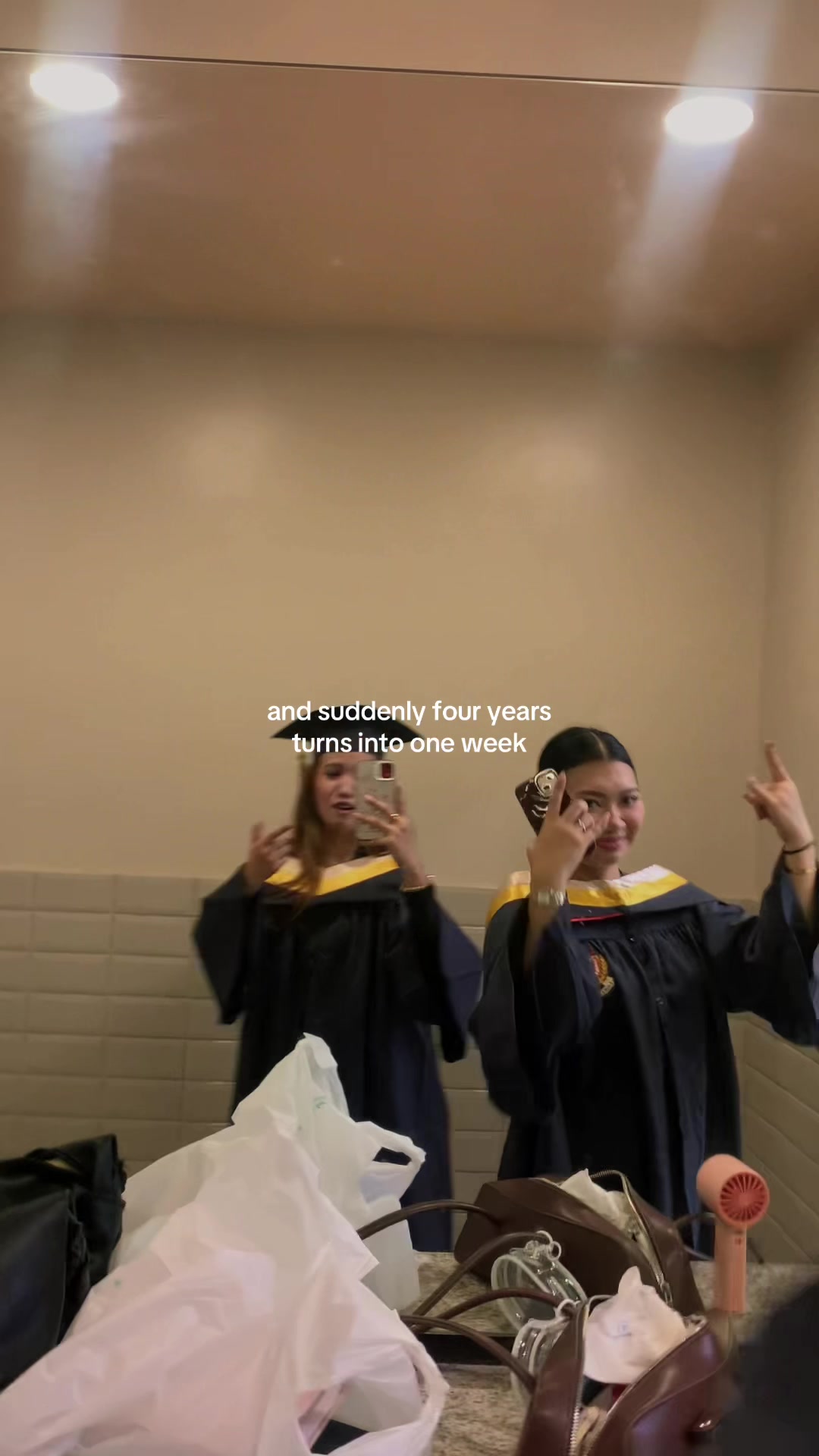 @dee