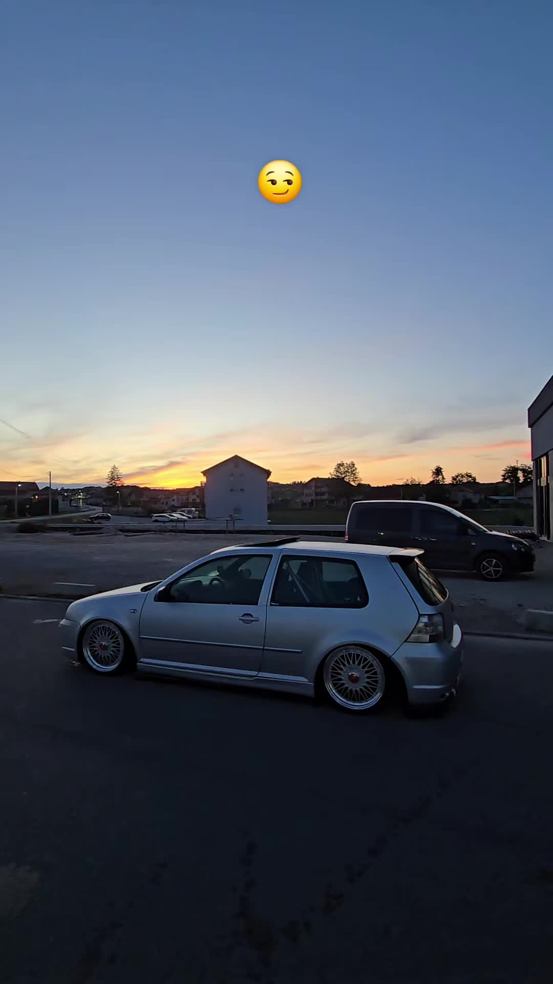 @dino.r1