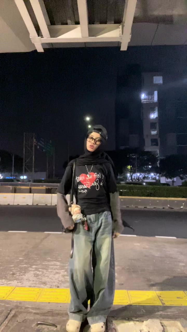 @ig: @heyrhaa_