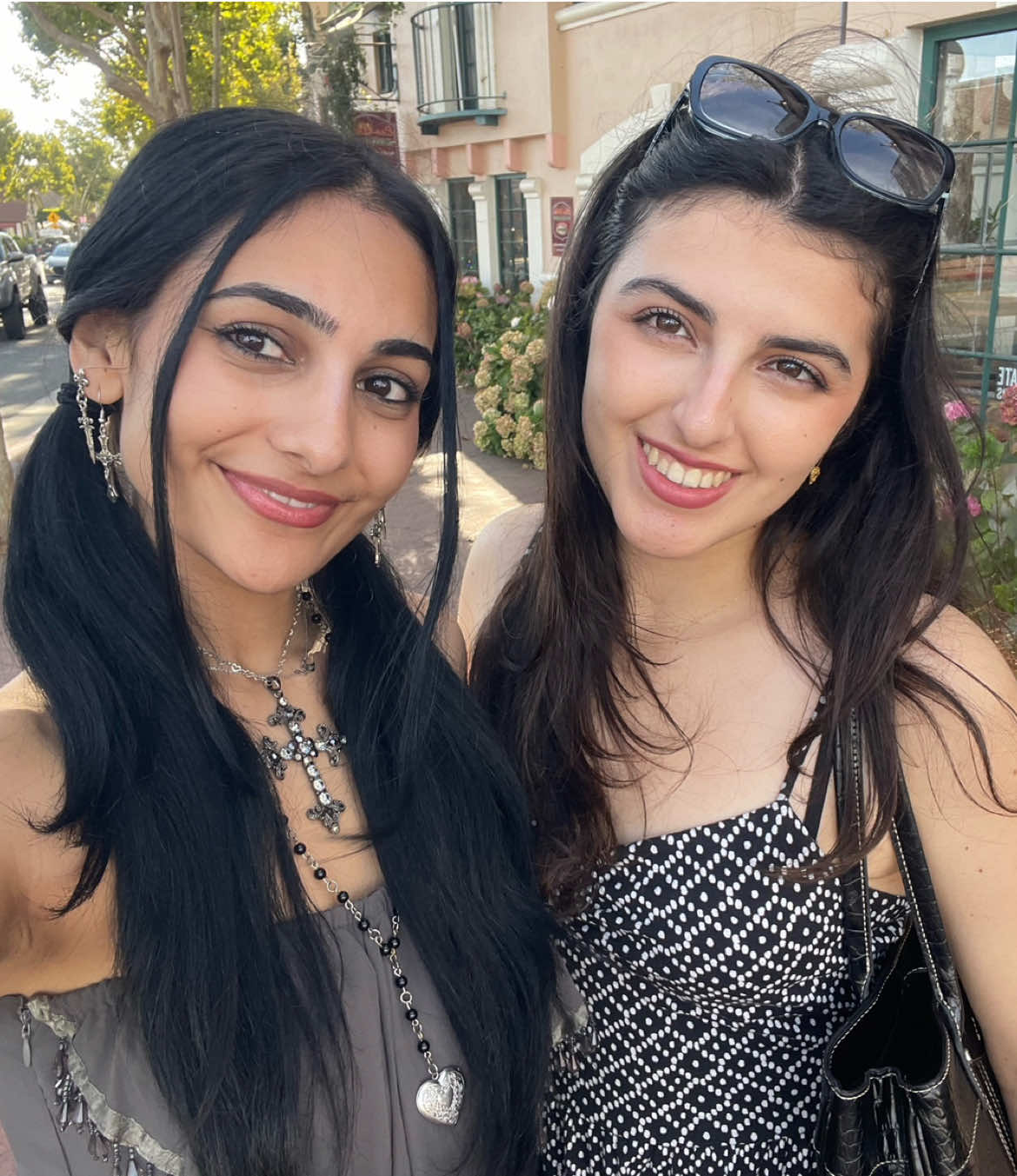 @Noor 🧛🏼♀️