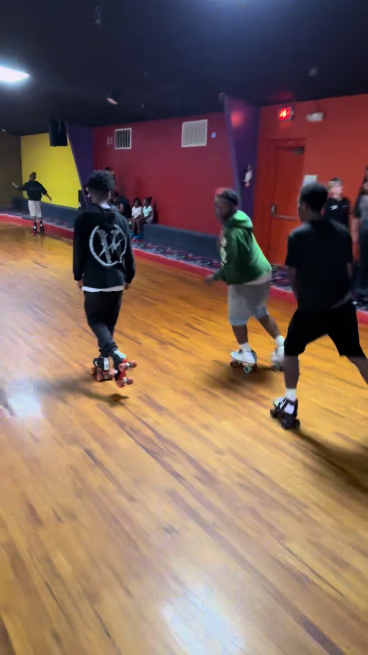 @Hardwood Skaterz🛼💯