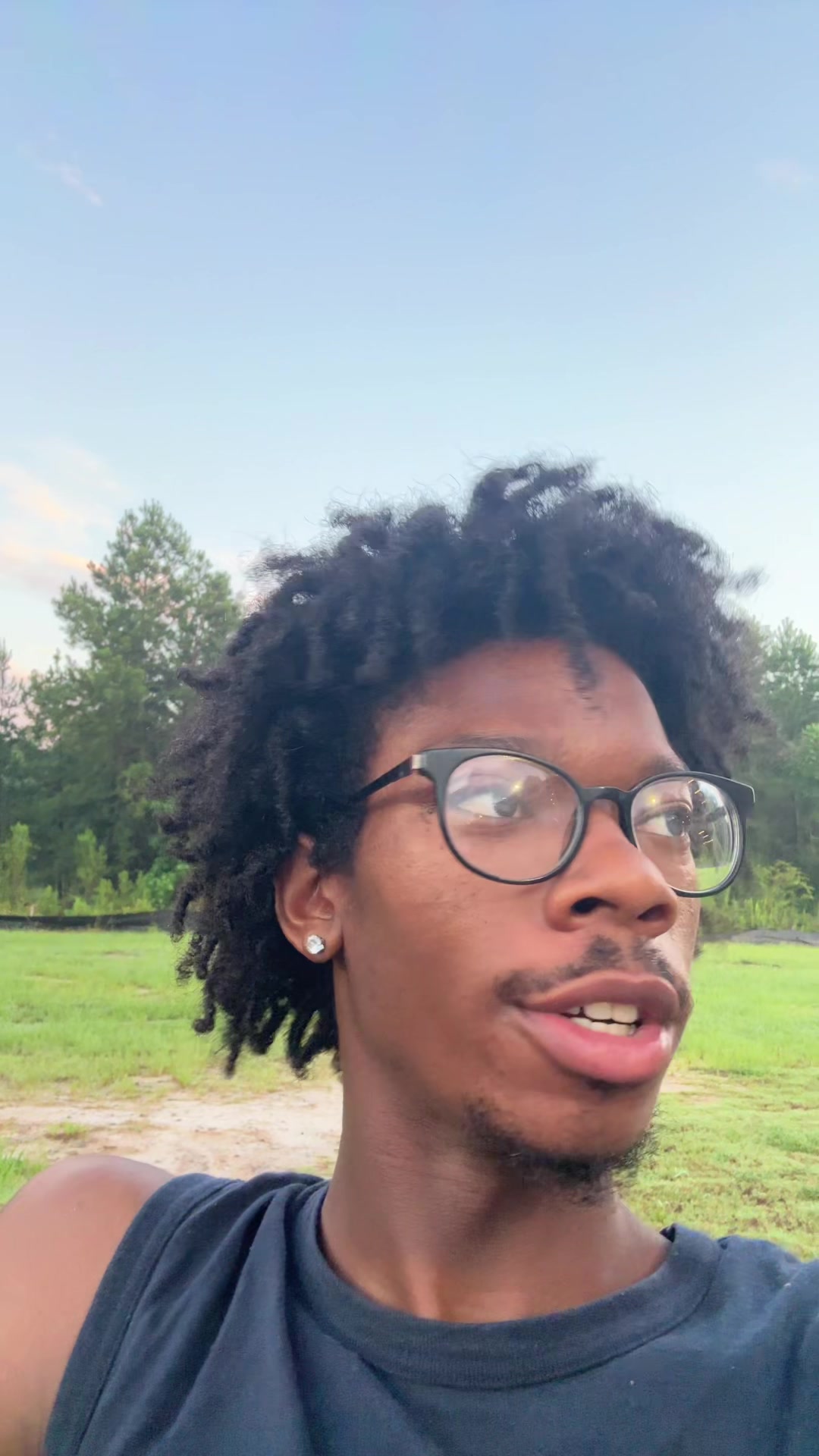 @Woahtherefry