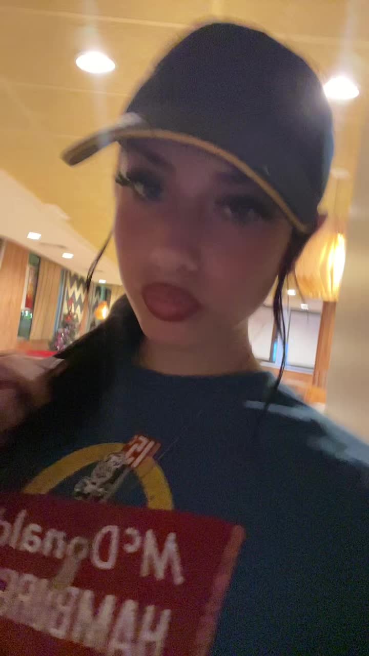 @💸