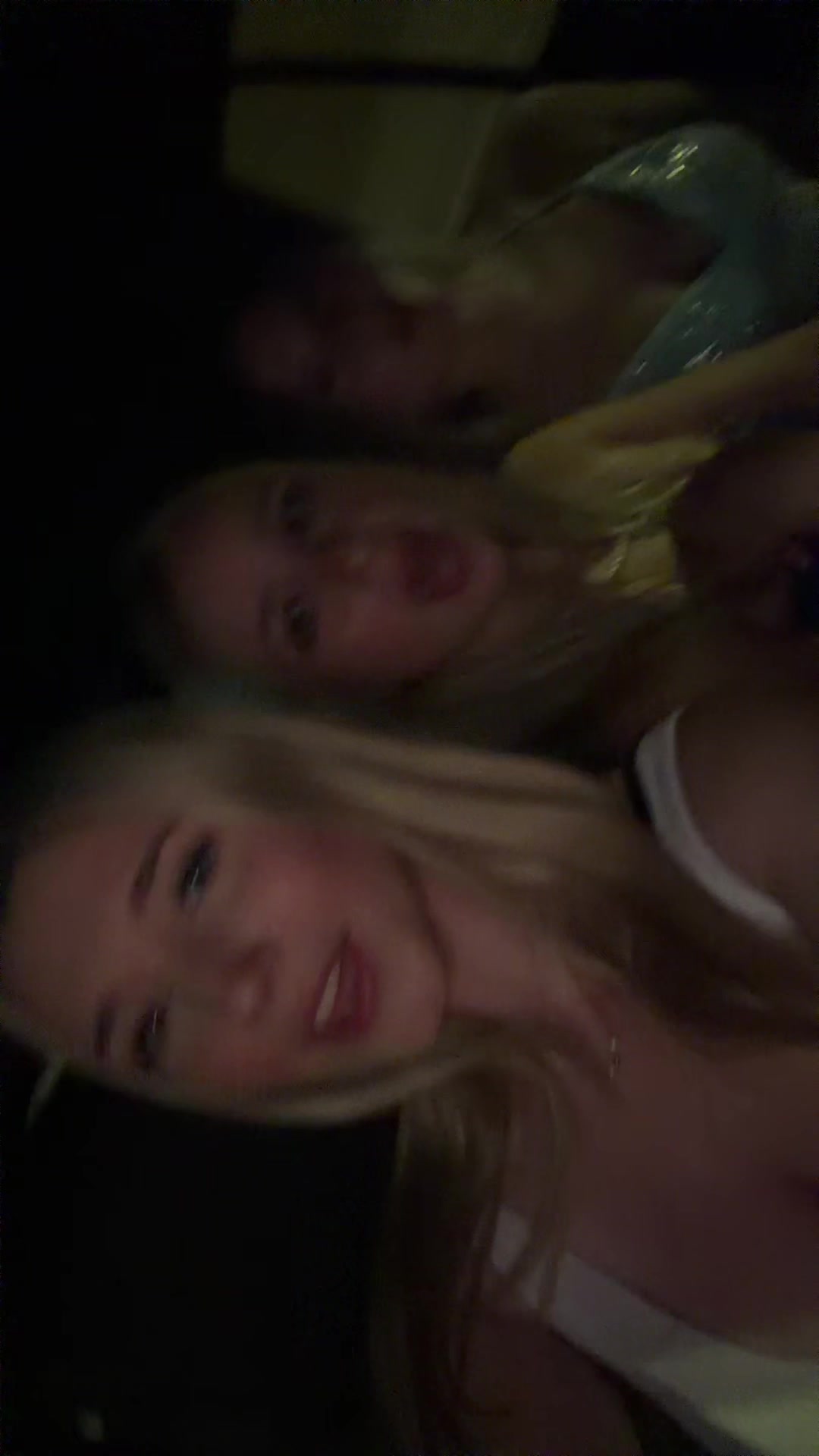 @gg