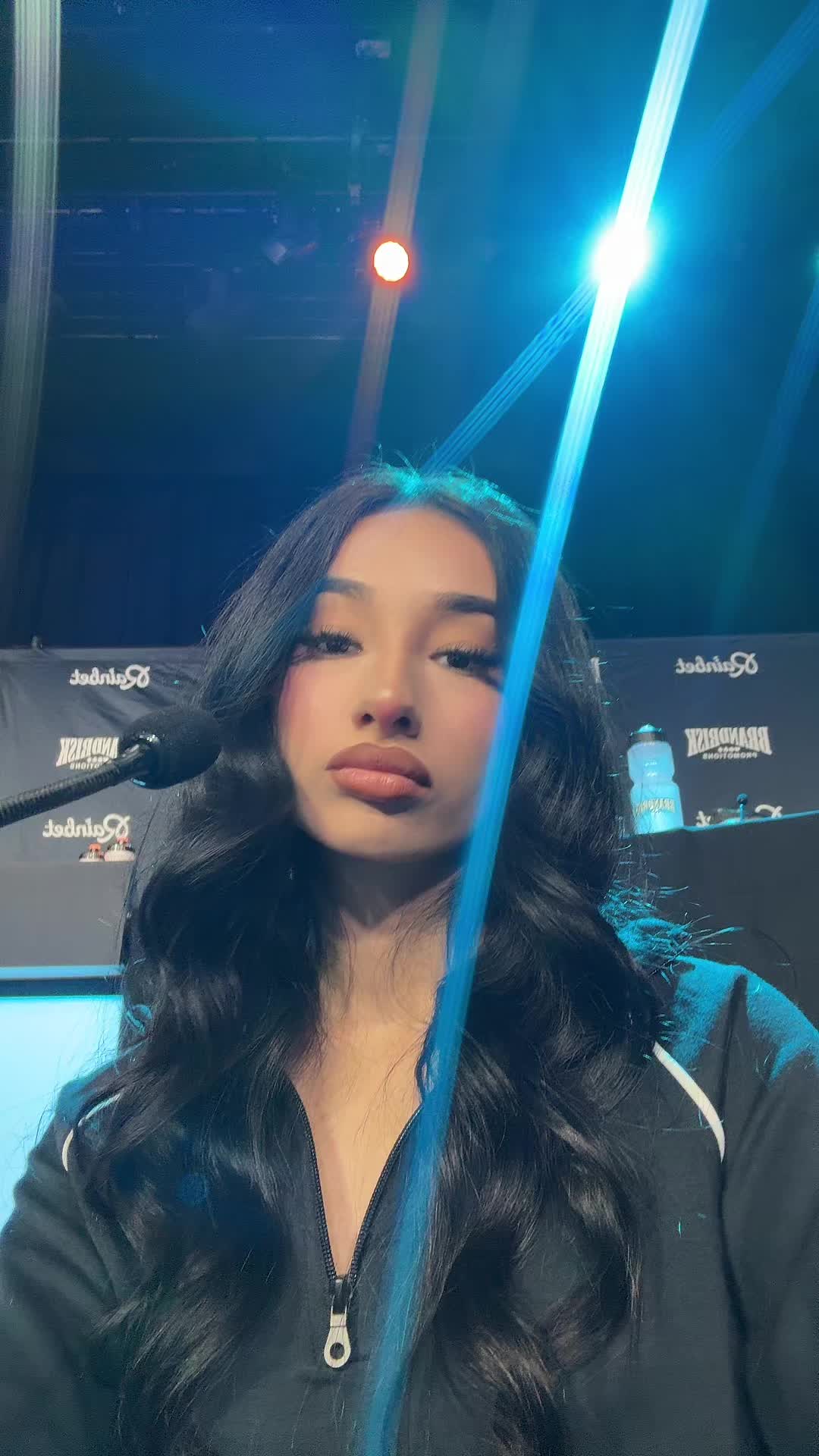 @tessa