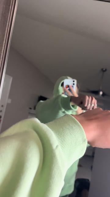 @Gabriela C
