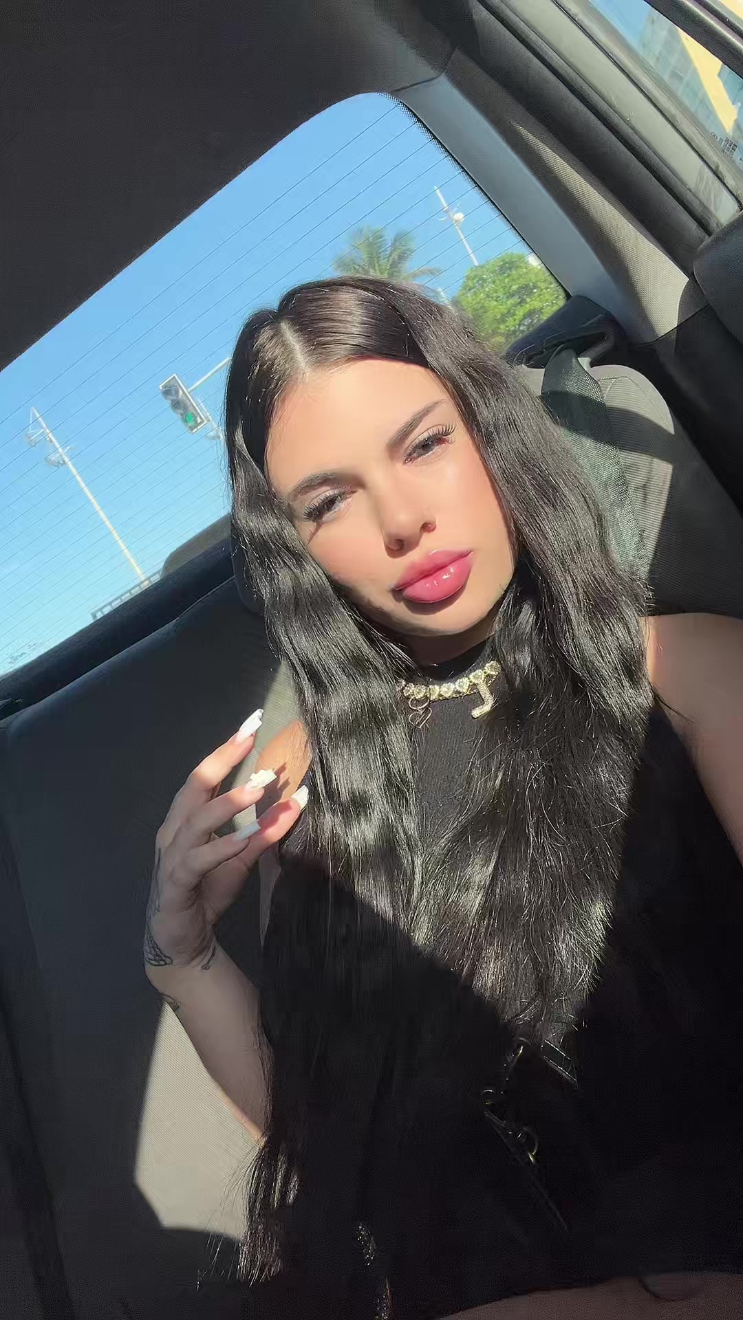 @Livia Amaral👸🏻