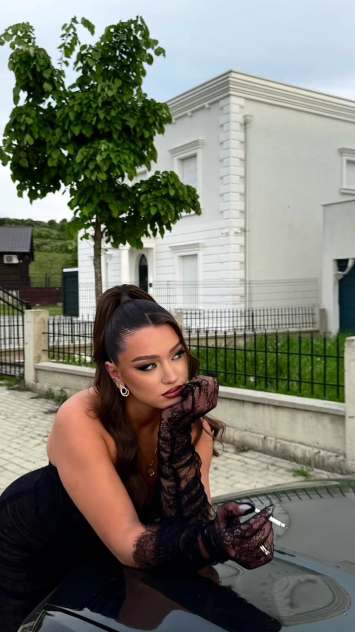 @enesa_hajzeri