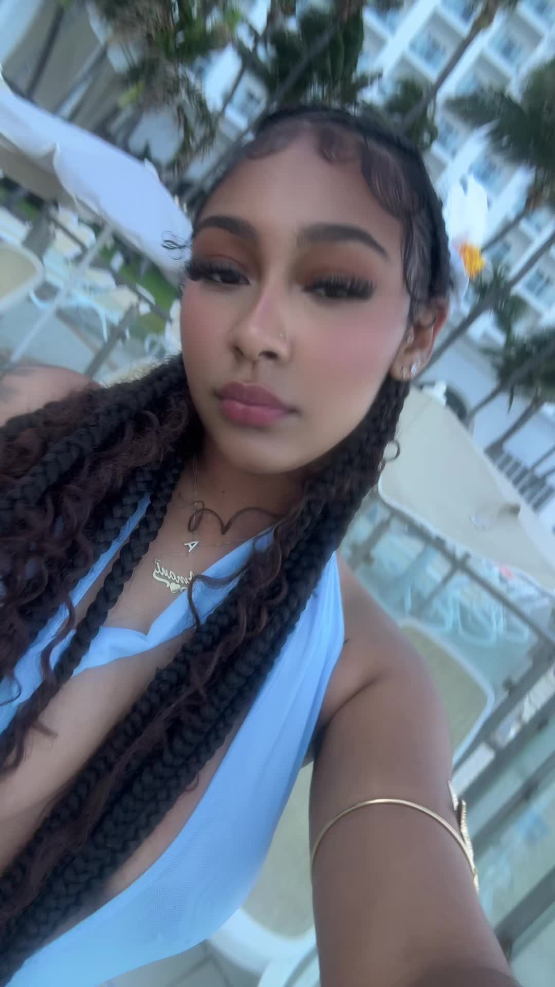 @Amani🫧