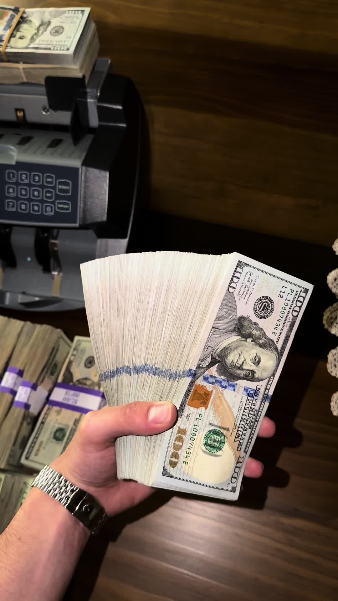 @mezgotrich2 on insta