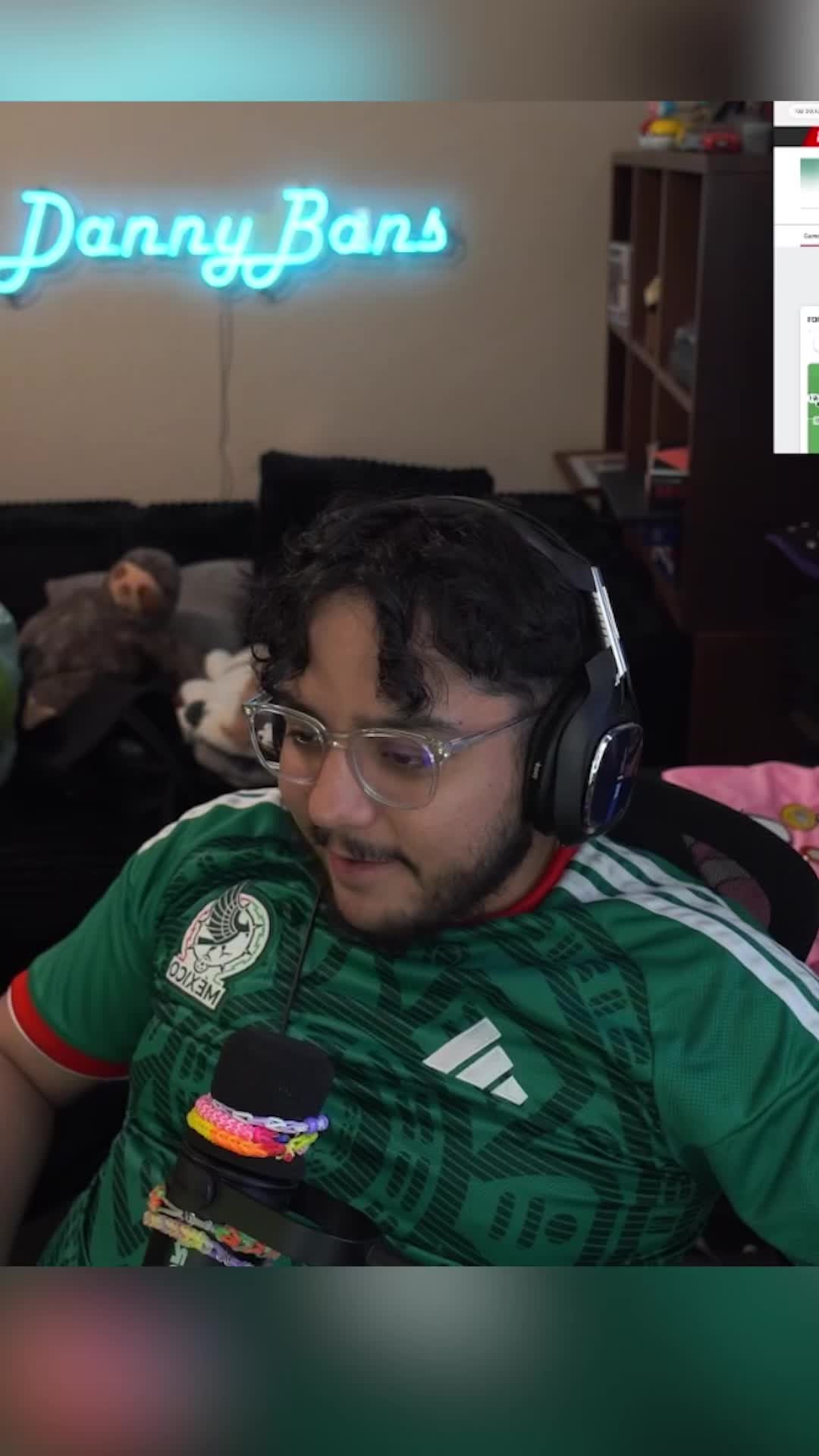 @DannyBans
